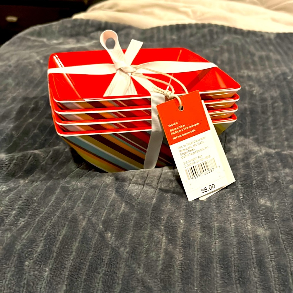 NWT Missoni for target a set of four bowls